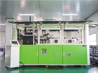 全自(zì)動吹塑設備